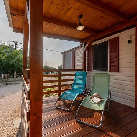 Kemping Camp Mrkva Mobile Homes With Pool Sukošan