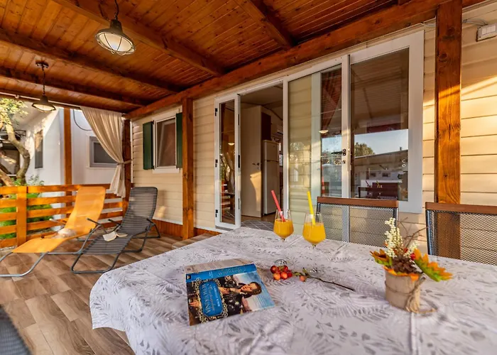 Camp Mrkva Mobile Homes With Pool Kemping Sukošan