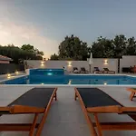 Camp Mrkva Mobile Homes With Pool * Sukošan