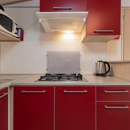 Camp Mrkva Mobile Homes With Pool مكان تخييم *