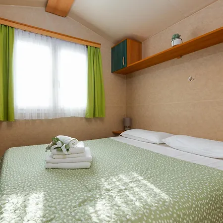 Camp Mrkva Mobile Homes With Pool