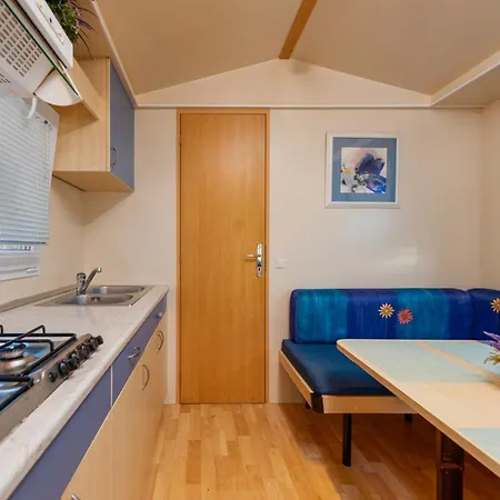 Camp Mrkva Mobile Homes With Pool * Sukošan