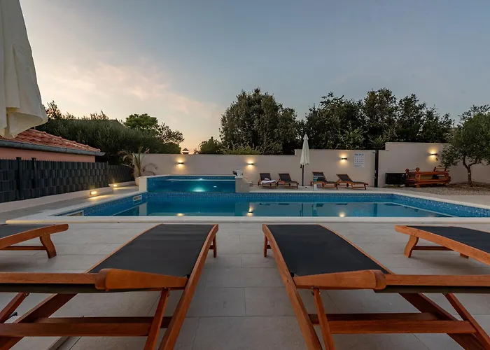 Camp Mrkva Mobile Homes With Pool * Sukošan