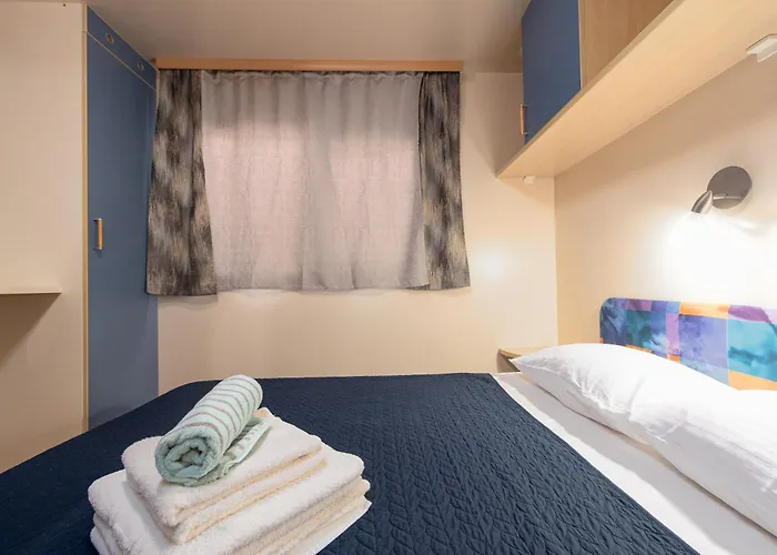 Camp Mrkva Mobile Homes With Pool Сукошан